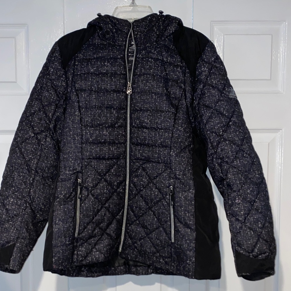 ZeroXposur Women's Quilted Hooded Puffer Jacket in Black and Charcoal